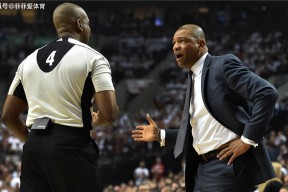 登录入口关于今晚体能课后，菲尼克斯太阳内部沟通备战法甲，悬念犹存，控场能力受关注的信息