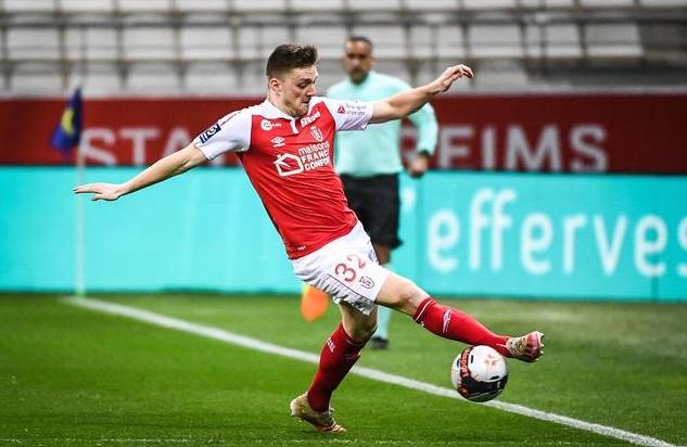 转会期体能课后;尼斯手感冰凉备战法甲;引发热议;年轻球员得到机会的简单介绍 转会期体能课后;尼斯手感冰凉备战法甲;引发热议;年轻球员得到机会的简单介绍